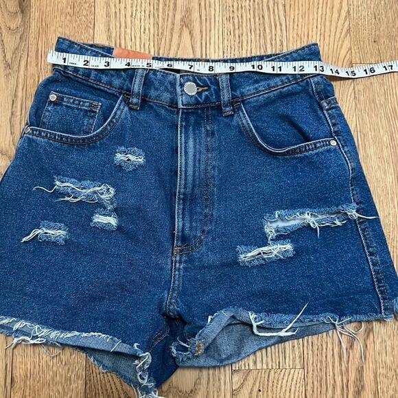 ZARA DEMIN HIGH RISE DEMIN SHORTS SIZE USA 34‎ - Picture 4 of 9